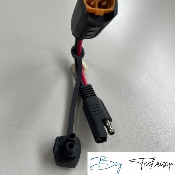 CTEK Confort Indicator avec raccord SAE