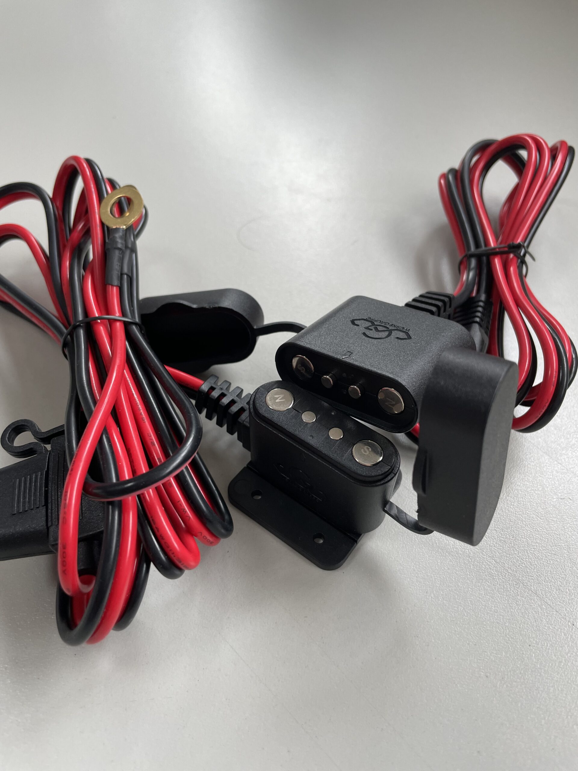 Connecteur de charge magnétique (seul) – Image 2